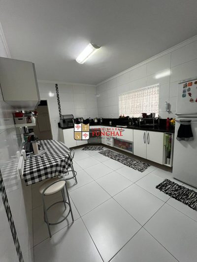 Sobrado, 4 quartos, 219 m² - Foto 5