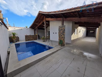 Casa, 4 quartos, 203 m² - Foto 1