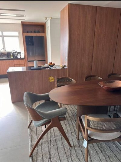 Apartamento, 3 quartos, 145 m² - Foto 2