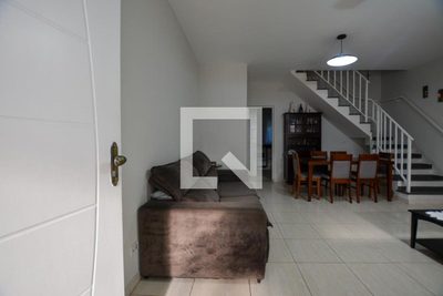 Casa, 3 quartos, 220 m² - Foto 1