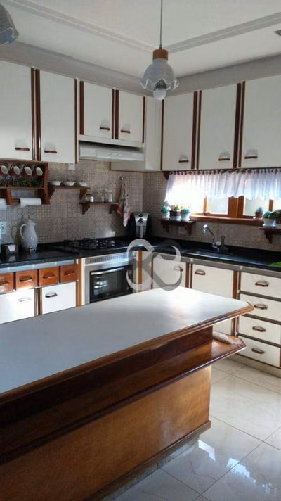 Casa, 3 quartos, 200 m² - Foto 3