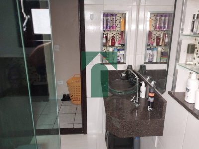 Sobrado, 2 quartos, 1381 m² - Foto 2