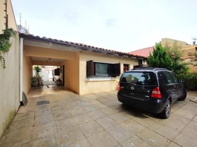 Casa, 4 quartos, 189 m² - Foto 1