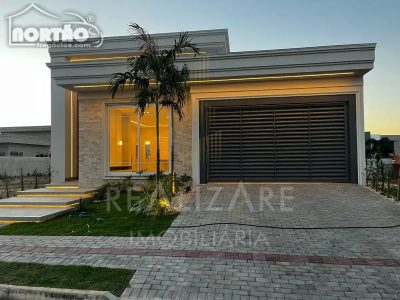 Casa, 2 quartos, 197 m² - Foto 2