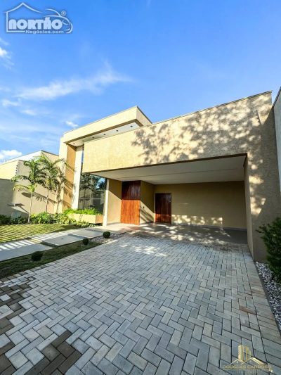 Casa, 4 quartos, 191 m² - Foto 2