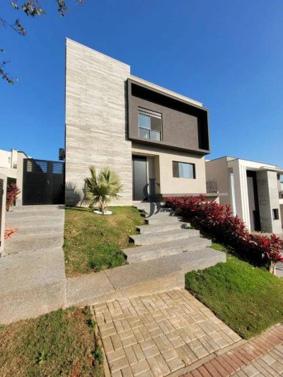 Casa, 4 quartos, 350 m² - Foto 1