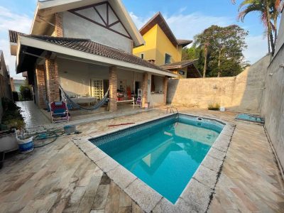 Casa, 4 quartos, 292 m² - Foto 2