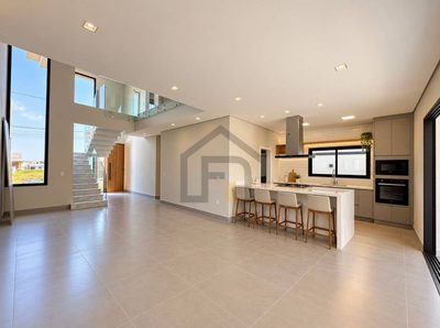 Sobrado, 4 quartos, 223 m² - Foto 1