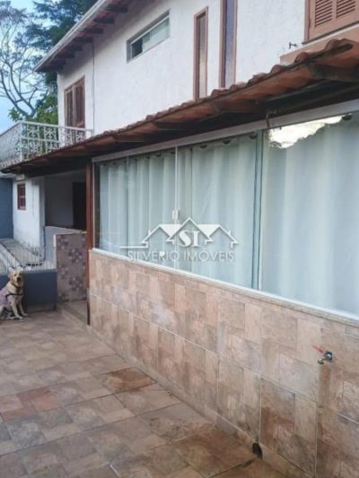Casa, 4 quartos, 160 m² - Foto 1