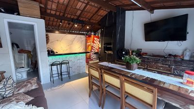 Casa, 4 quartos, 270 m² - Foto 1