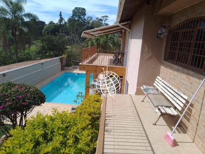Chácara, 4 quartos, 2000 m² - Foto 1