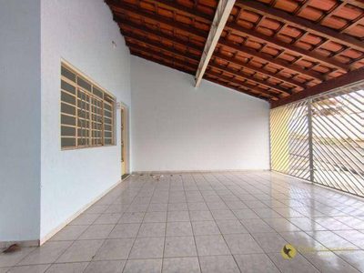 Casa, 3 quartos, 129 m² - Foto 1