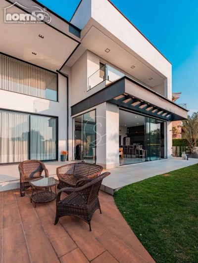 Casa, 2 quartos, 634 m² - Foto 2