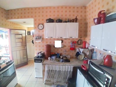 Casa, 5 quartos, 200 m² - Foto 4
