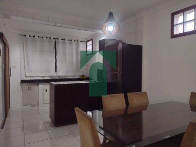 Casa, 3 quartos, 184 m² - Foto 1