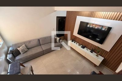 Casa, 3 quartos, 153 m² - Foto 1
