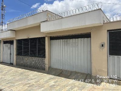 Casa, 3 quartos, 360 m² - Foto 1