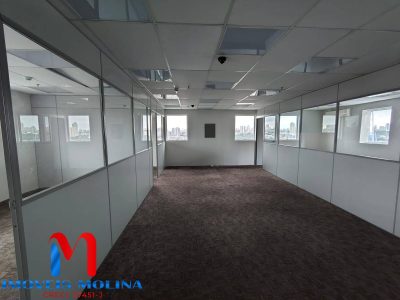 Prédio Inteiro - Foto 1