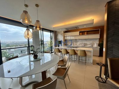 Sobrado, 4 quartos, 650 m² - Foto 1