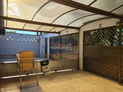 Casa, 4 quartos, 170 m² - Foto 2