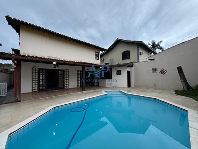 Casa, 4 quartos, 297 m² - Foto 1