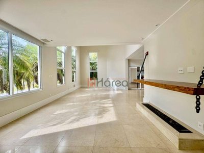 Sobrado, 4 quartos, 640 m² - Foto 1