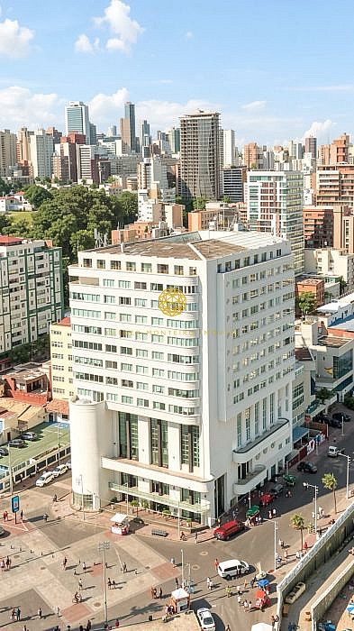 Apartamento, 3 quartos, 172 m² - Foto 1
