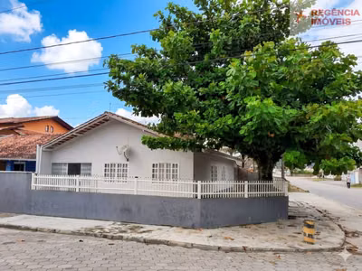 Casa, 3 quartos, 105 m² - Foto 1