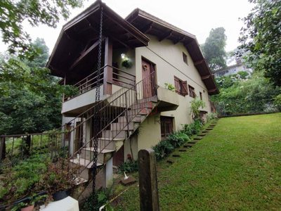 Casa, 3 quartos, 200 m² - Foto 1