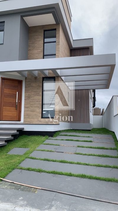 Casa, 4 quartos, 200 m² - Foto 1