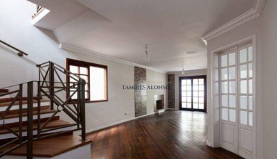 Casa, 3 quartos, 236 m² - Foto 3