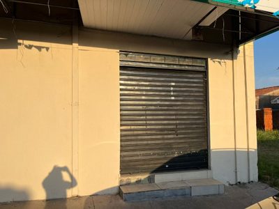 Loja-Salão, 60 m² - Foto 1