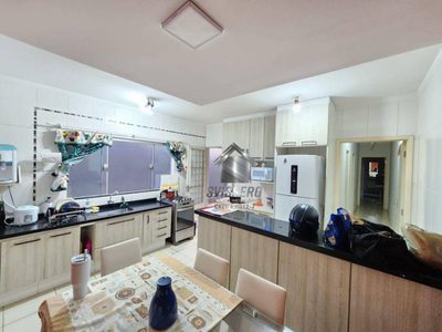 Casa, 2 quartos, 150 m² - Foto 2