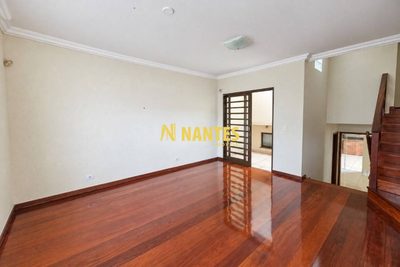 Casa, 3 quartos, 230 m² - Foto 1