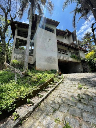 Sítio, 4 quartos, 840 m² - Foto 1