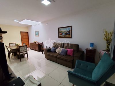 Casa, 3 quartos, 181 m² - Foto 3