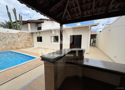Casa, 4 quartos, 216 m² - Foto 2