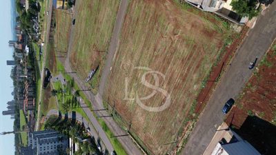 Loteamento e Condomínio, 360 m² - Foto 3