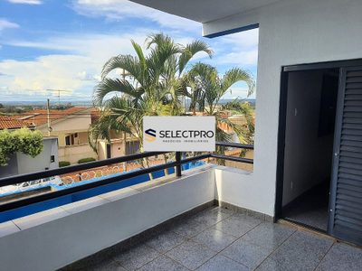 Casa, 5 quartos, 220 m² - Foto 1