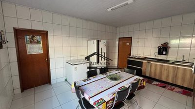 Casa, 4 quartos, 235 m² - Foto 3