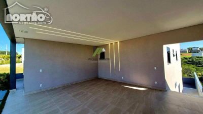 Casa, 5 quartos, 202 m² - Foto 4