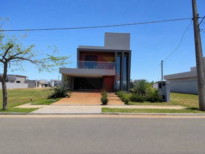 Sobrado, 3 quartos, 212 m² - Foto 1