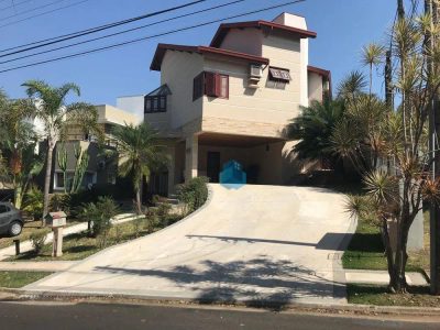 Casa, 4 quartos, 331 m² - Foto 1