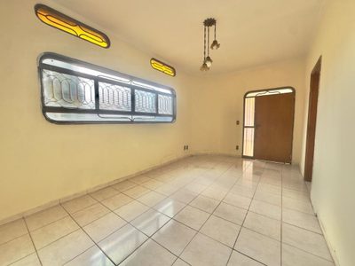Casa, 3 quartos, 200 m² - Foto 2