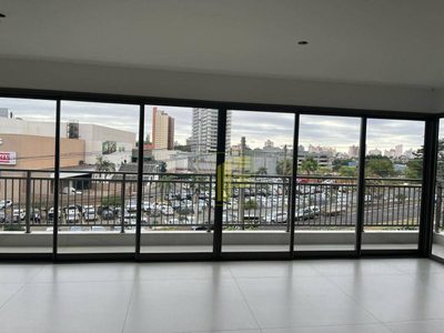 Apartamento, 3 quartos, 197 m² - Foto 2