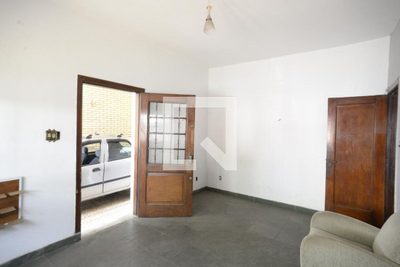 Casa, 3 quartos, 276 m² - Foto 2