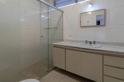 Casa, 4 quartos, 276 m² - Foto 1