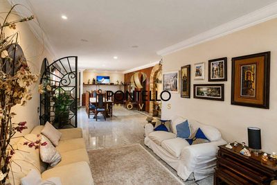 Casa, 3 quartos, 318 m² - Foto 1