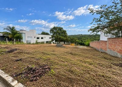 Loteamento e Condomínio, 1022 m² - Foto 1