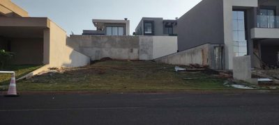 Terreno, 349 m² - Foto 1